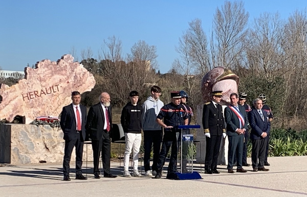 Lundi 3 février 2025 - Gignac - Remise de l'insigne d'officier de l'ordre national du Mérite au contrôleur-général Éric FLORES