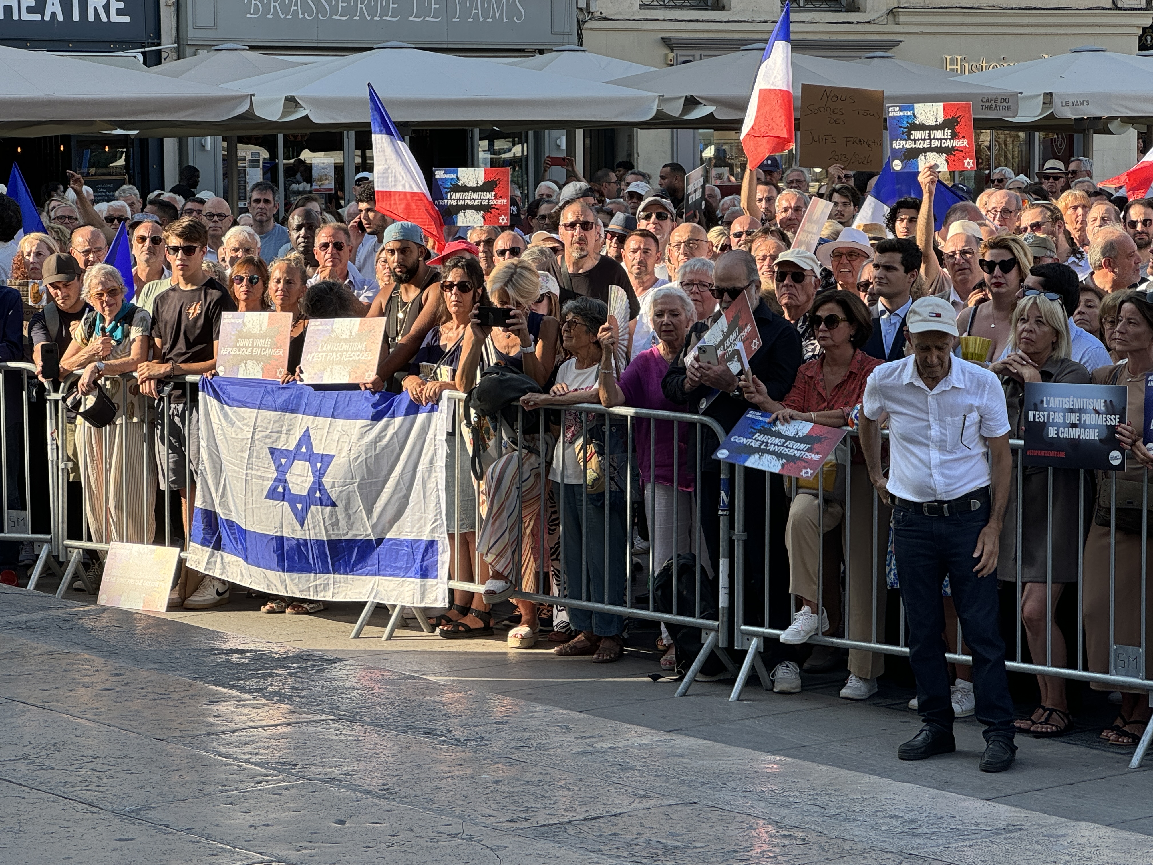 27 août 2024 - Montpellier - Manifestation citoyenne contre l'antisémitisme suite à l'attentat contre la synagogue de La Grande Motte