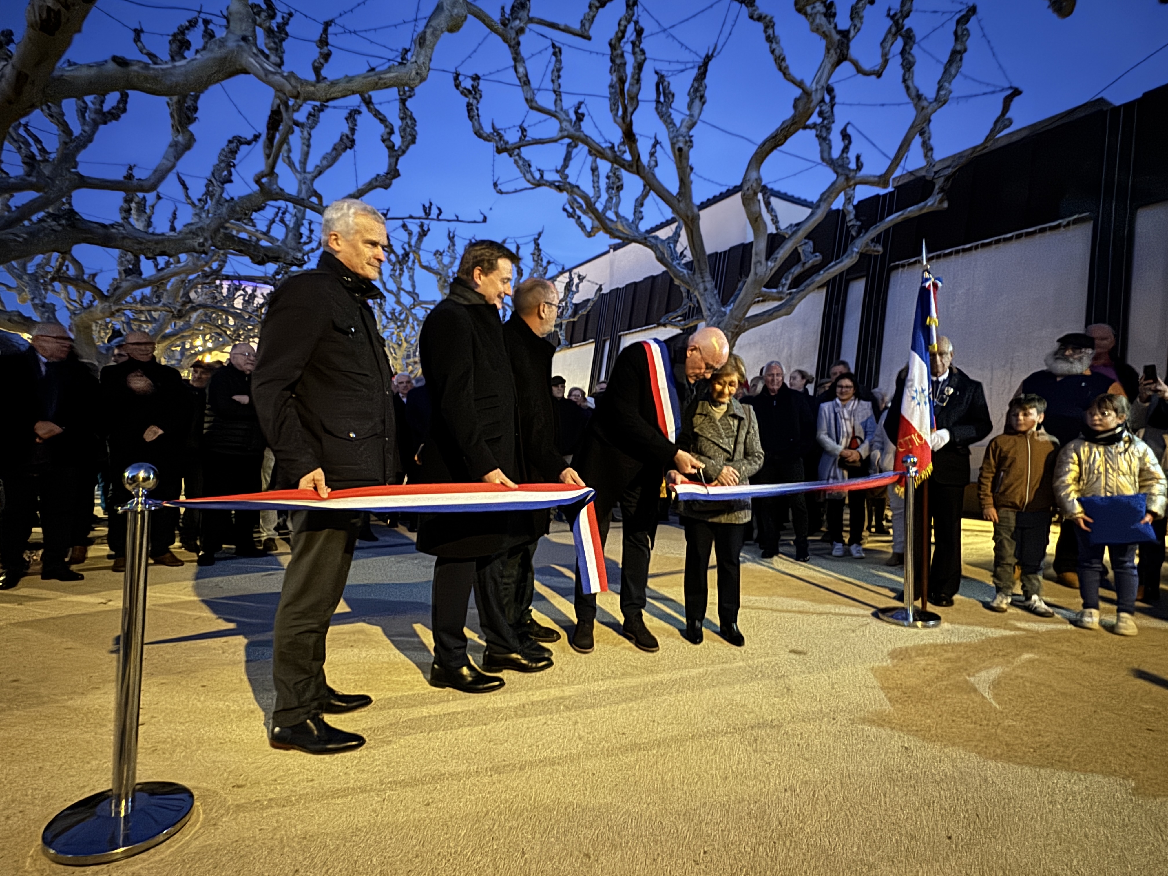 Vendredi 6 décembre 2024 - Margon - Inauguration de la la Place de Gaulle